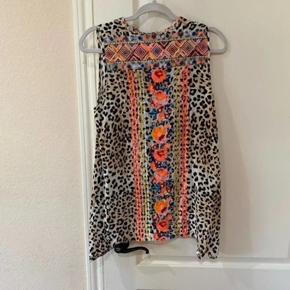 Savanna Jane‎ embroidered blouse